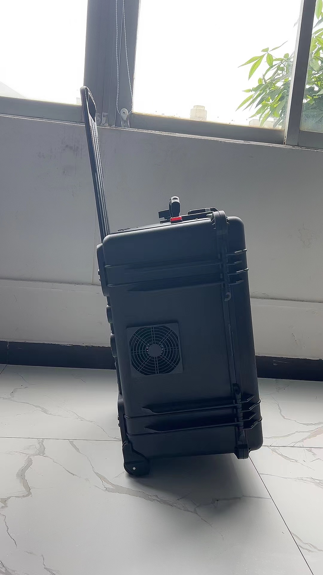 荆门手拉箱型移动通信干扰器